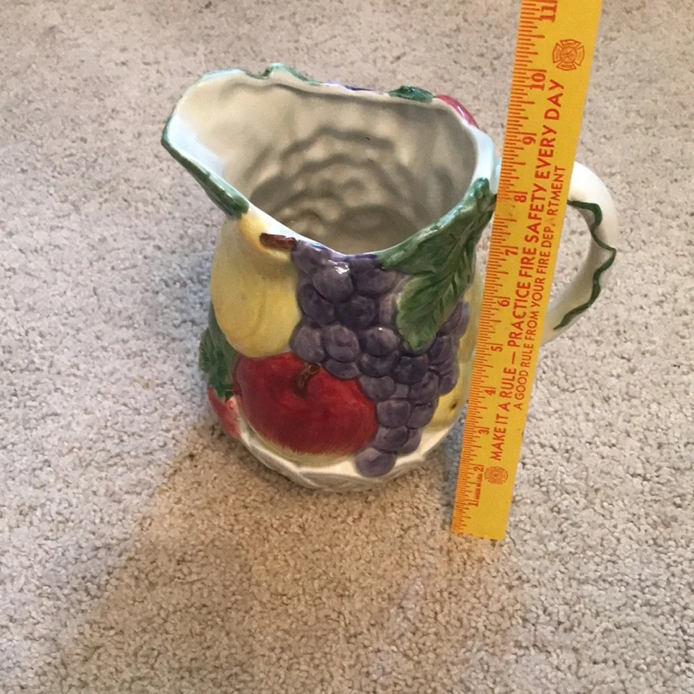 Pitcher - Picture 4 of 6